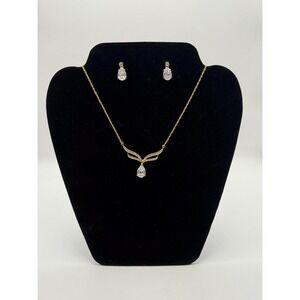 Vintage Avon Pear Drop Necklace and Earrings Set – Elegant Costume Jewelry